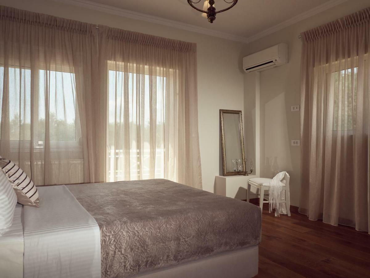 Golden July Luxury Villa Akrotiri  Екстериор снимка